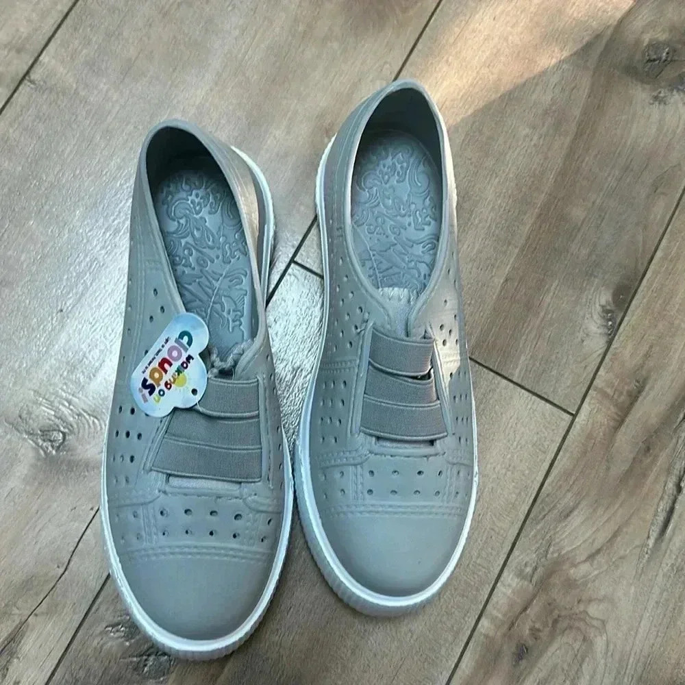 NWT Blowfish Malibu Rio Beach Native Slip-On Shoes Waterproof Kids Unisex Size 3